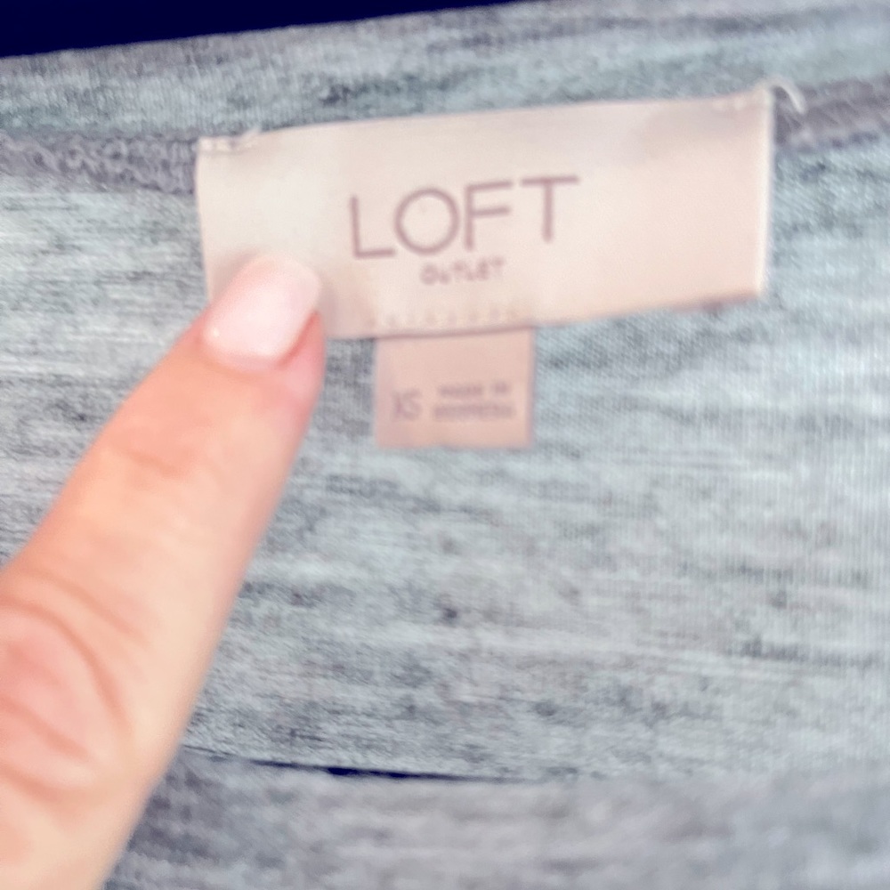 Grey LOFT blouse - Picture 2 of 3